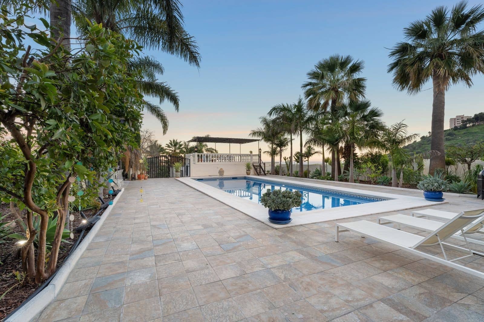 6 Zimmer Villa zu verkaufen in Benalmadena mit Pool Garage - 2.595.000 € (Ref: 9939679)