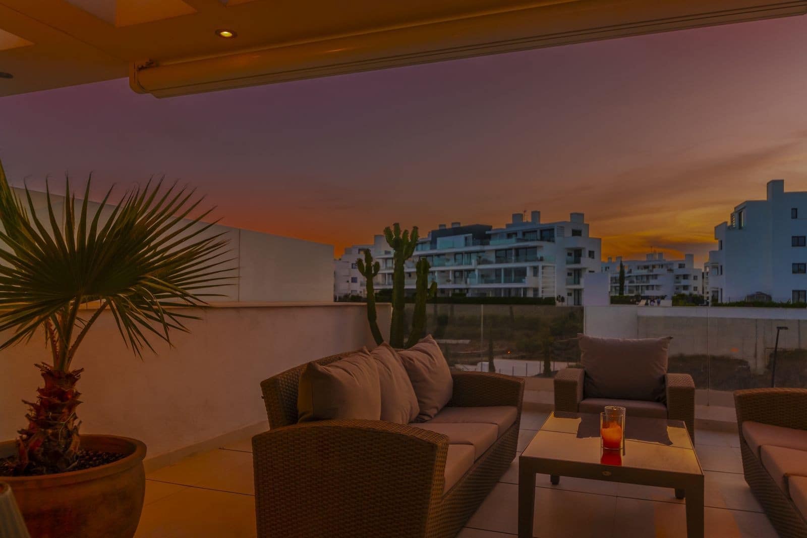 3 soveværelse Penthouse til salg i Fuengirola med swimmingpool garage - € 849.000 (Ref: 9939681)