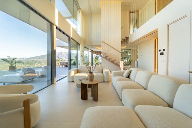 5 Zimmer Villa zu verkaufen in Mijas Costa, Mijas mit Pool Garage - 3.100.000 € (Ref: 9942043)