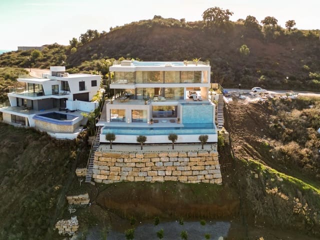 5 Zimmer Villa zu verkaufen in Mijas Costa, Mijas mit Pool Garage - 3.100.000 € (Ref: 9942043)