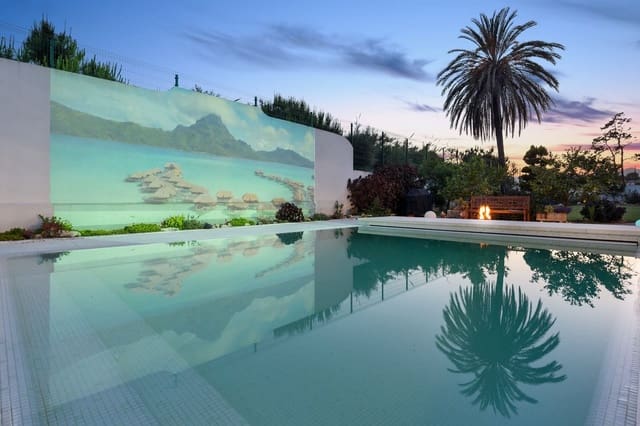 4 soveværelse Villa til salg i Guadalmina Baja, Marbella med swimmingpool garage - € 3.800.000 (Ref: 9942046)