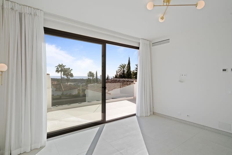 4 quarto Moradia para venda em Marbella com piscina garagem - 2 290 000 € (Ref: 9949466)