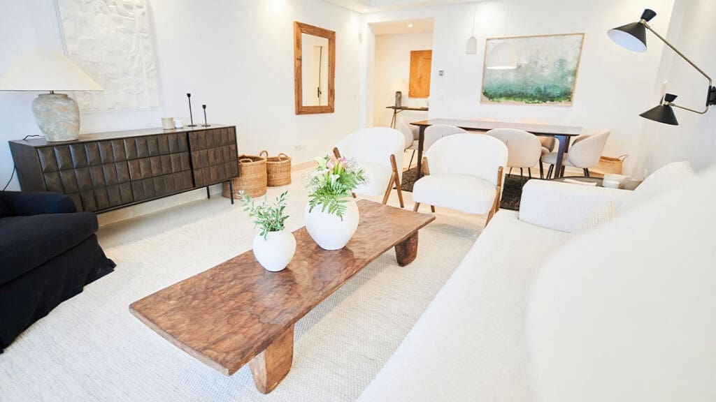 2 bedroom Apartment for sale in Marbella with pool garage - € 557,500 (Ref: 9949471)
