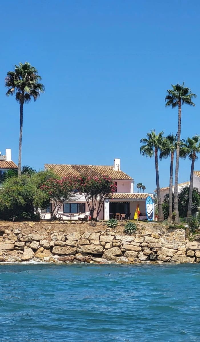 6 chambre Villa/Maison à vendre à Bahia Dorada avec piscine garage - 2 700 000 € (Ref: 9953959)