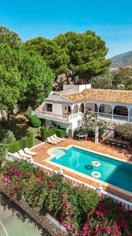 6 quarto Moradia para venda em Mijas Costa, Mijas com piscina garagem - 1 895 000 € (Ref: 9953961)
