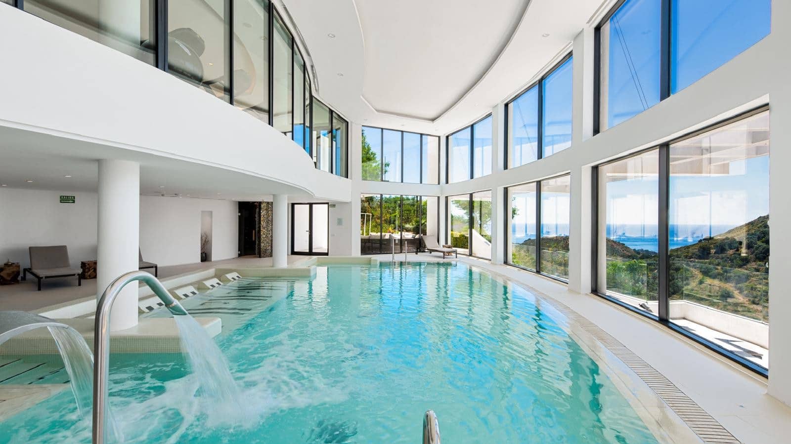 3 quarto Penthouse para venda em Ojen com piscina garagem - 1 775 000 € (Ref: 9957655)