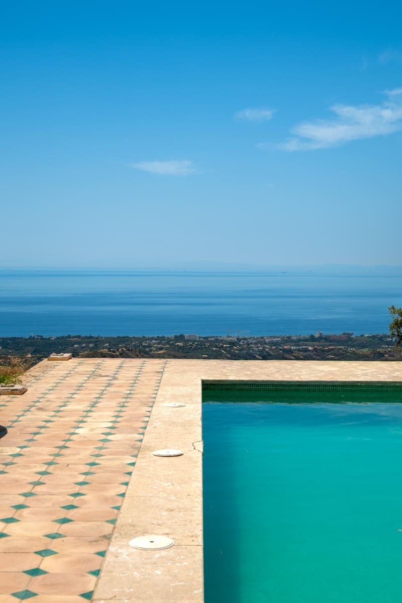 9 quarto Moradia para venda em Marbella com piscina garagem - 10 750 000 € (Ref: 9957656)