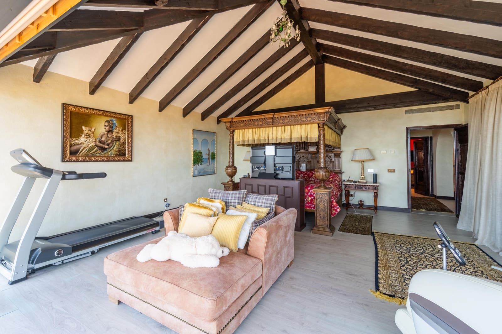9 quarto Moradia para venda em Marbella com piscina garagem - 10 750 000 € (Ref: 9957656)