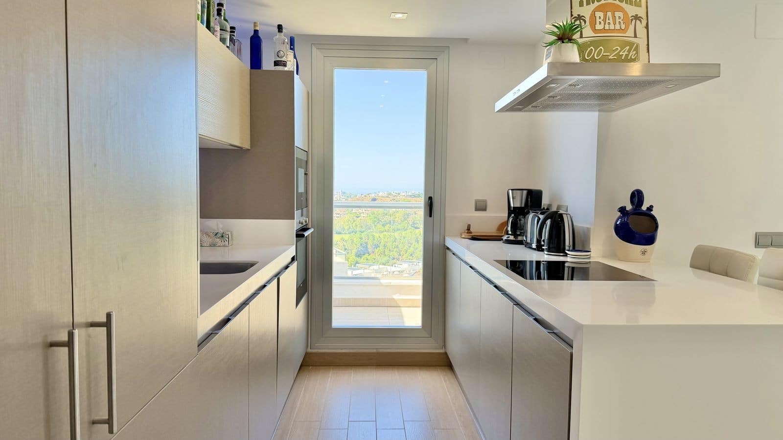 3 sovrum Takvåning till salu i Los Arqueros med pool garage - 990 000 € (Ref: 9959458)
