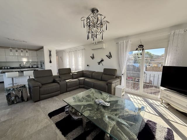4 soverom Villa til salgs i Mijas Costa, Mijas med svømmebasseng garasje - € 799 000 (Ref: 9959459)