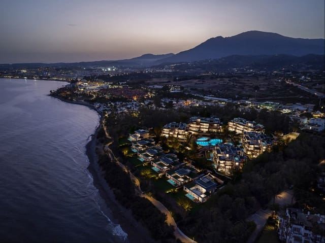 5 slaapkamer Villa te koop in Estepona met zwembad garage - € 13.000.000 (Ref: 9959460)