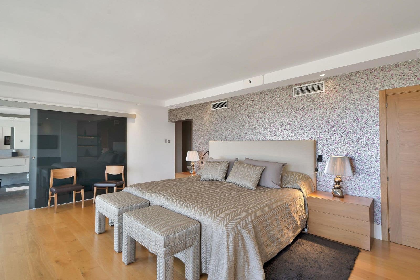 6 bedroom Villa for sale in Marbella with pool garage - € 5,490,000 (Ref: 9959462)