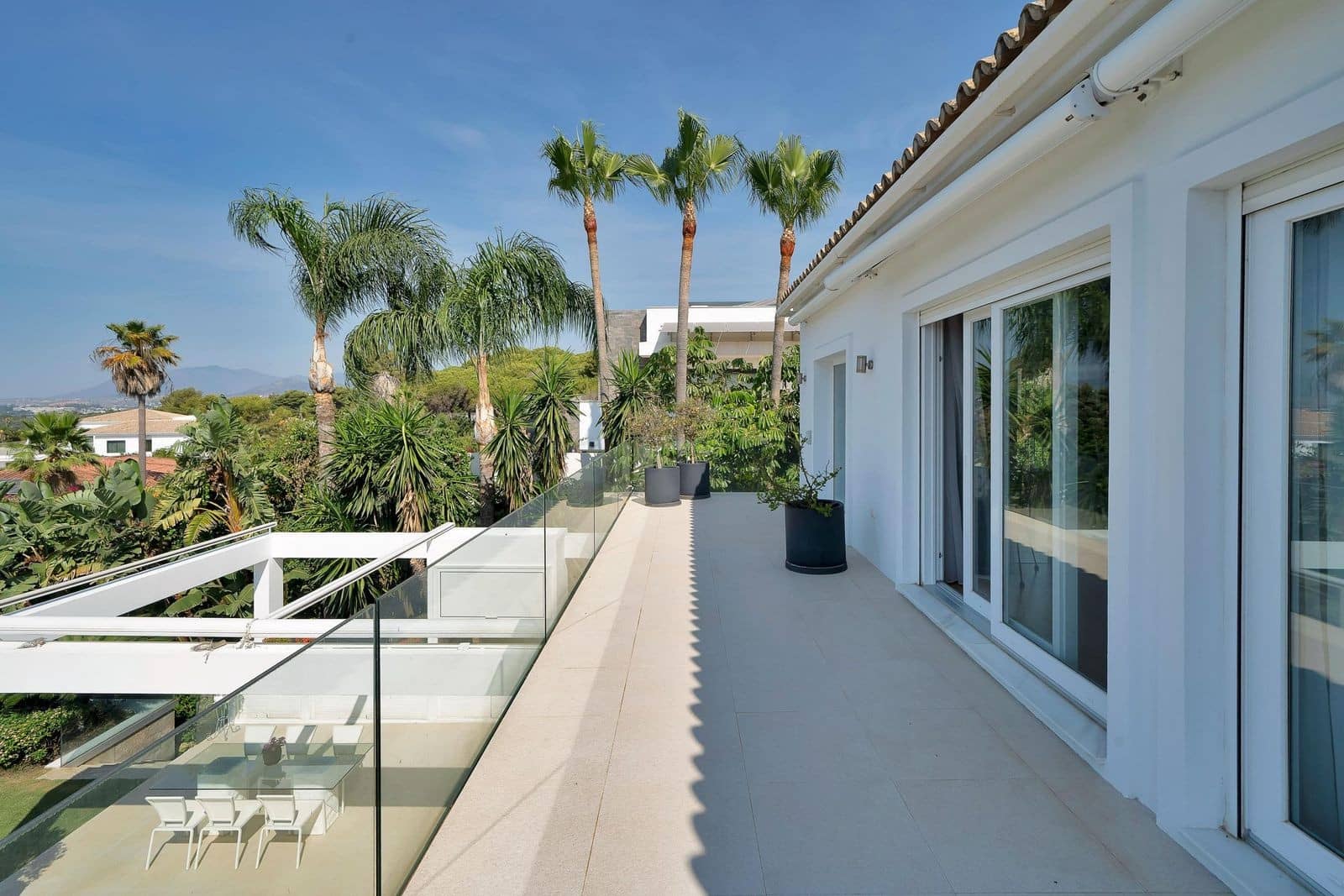 6 bedroom Villa for sale in Marbella with pool garage - € 5,490,000 (Ref: 9959462)