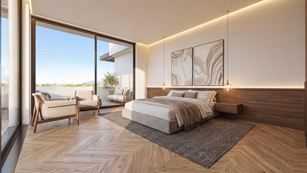 5 bedroom Villa for sale in New Golden Mile with pool garage - € 3,750,000 (Ref: 9964993)