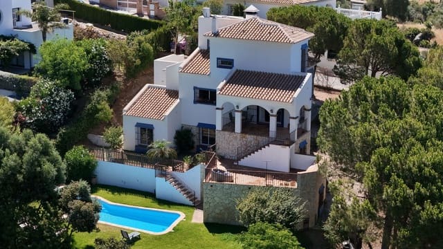 4 sypialnia Willa na sprzedaż w Valtocado, Mijas z basenem garażem - 1 195 000 € (Ref: 9964995)