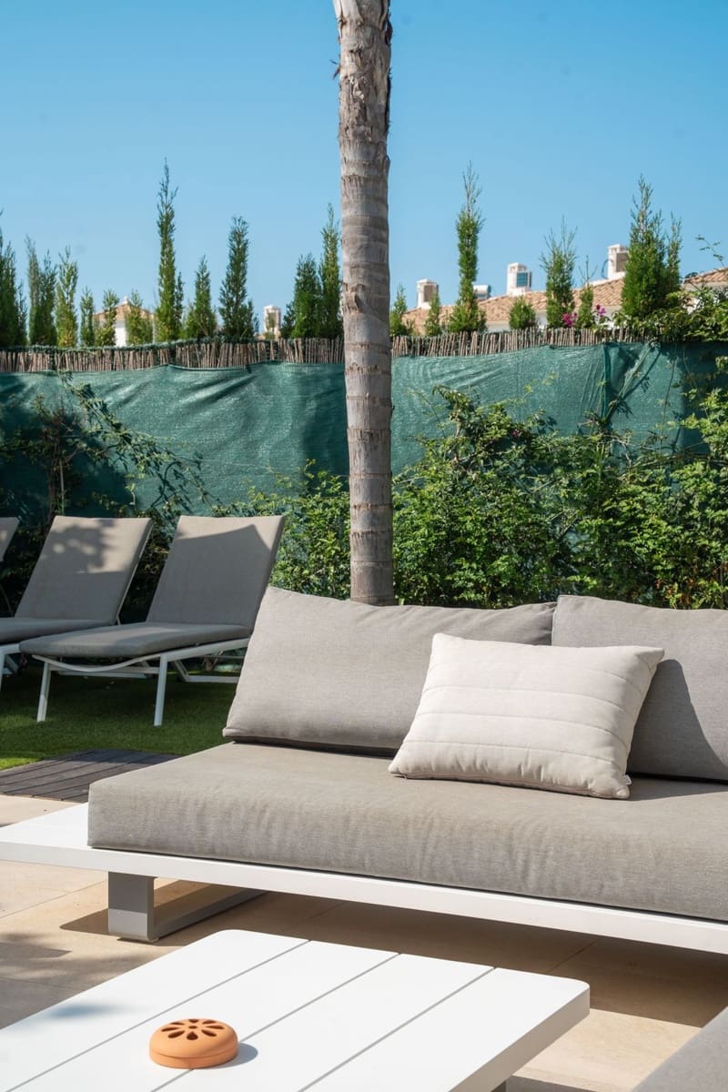 4 soveværelse Semi-Rækkehus til salg i Estepona med swimmingpool garage - € 945.000 (Ref: 9964996)
