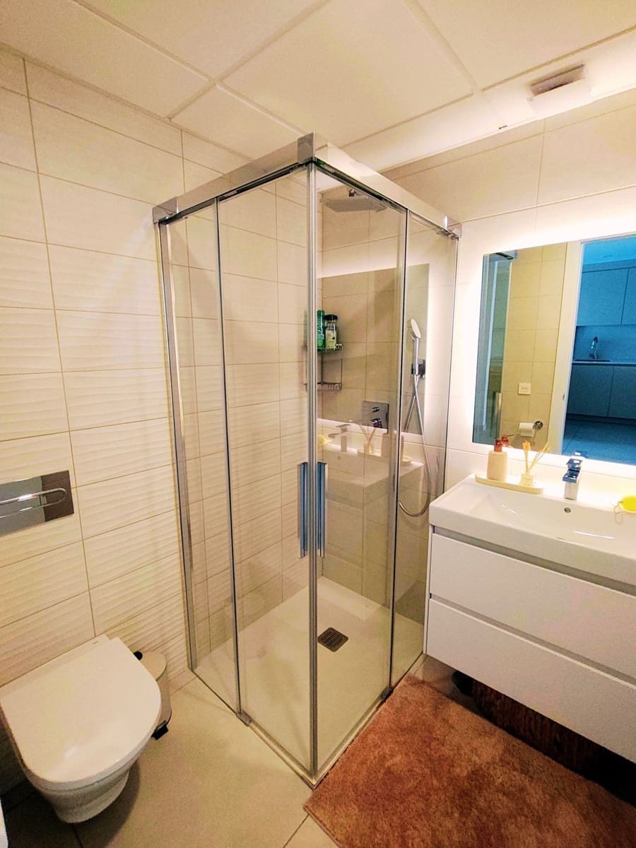 2 bedroom Apartment for sale in Marbella with pool garage - € 670,000 (Ref: 9966360)