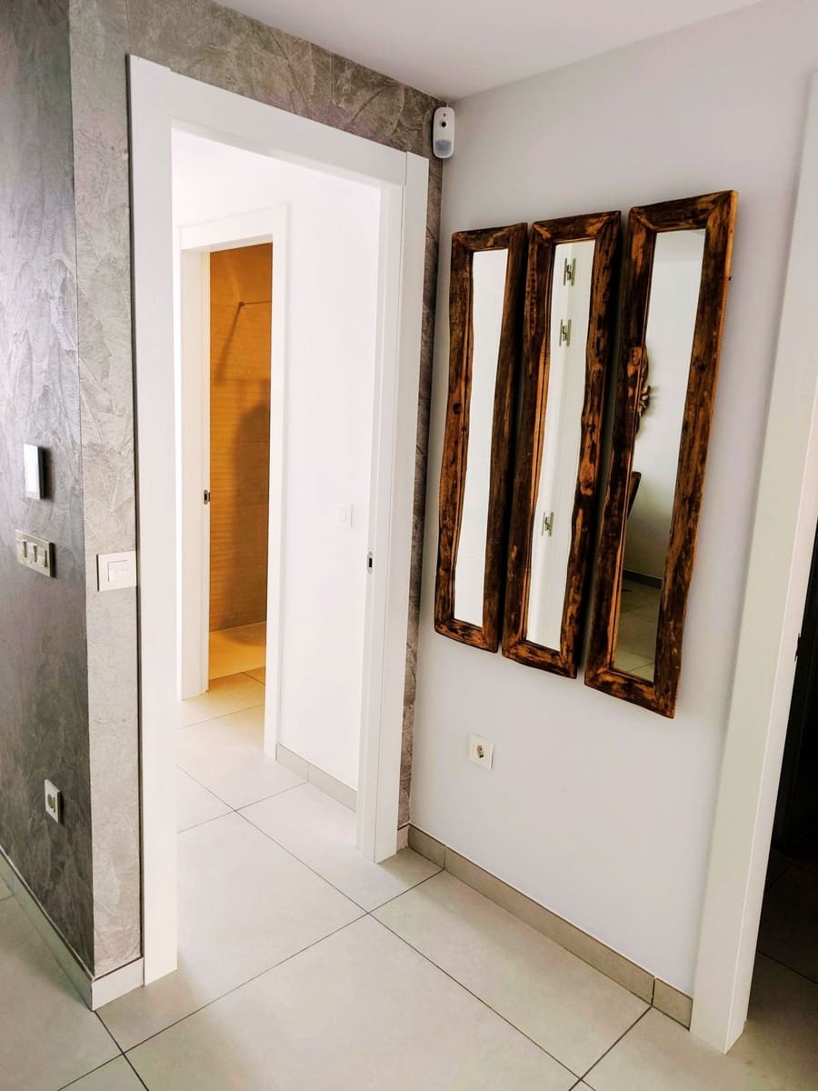 2 bedroom Apartment for sale in Marbella with pool garage - € 670,000 (Ref: 9966360)
