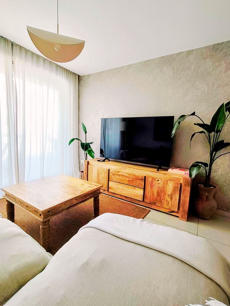 2 bedroom Apartment for sale in Marbella with pool garage - € 670,000 (Ref: 9966360)