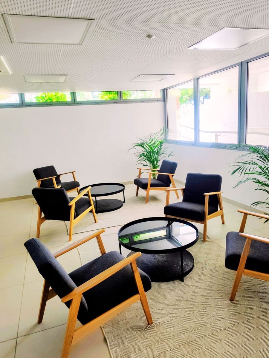 2 bedroom Apartment for sale in Marbella with pool garage - € 670,000 (Ref: 9966360)