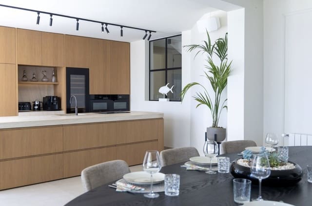 6 quarto Moradia para venda em Marbella com piscina garagem - 3 600 000 € (Ref: 9966361)
