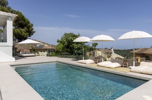 6 quarto Moradia para venda em Marbella com piscina garagem - 3 600 000 € (Ref: 9966361)