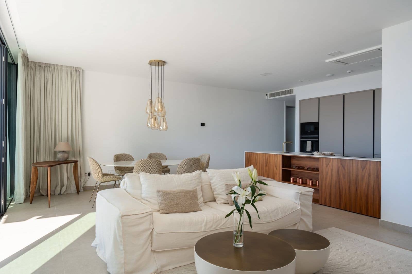 3 bedroom Apartment for sale in Marbella with pool garage - € 1,850,000 (Ref: 9966364)