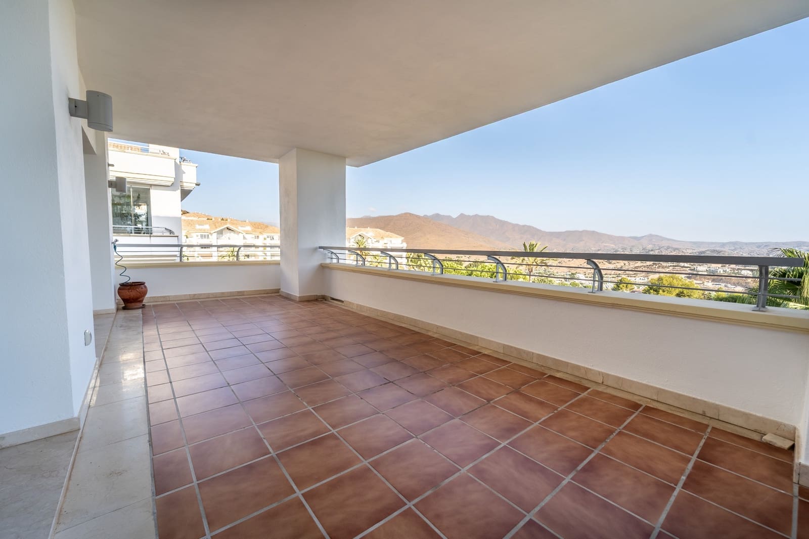 3 Zimmer Apartment zu verkaufen in Mijas Costa mit Pool Garage - 473.000 € (Ref: 9966369)