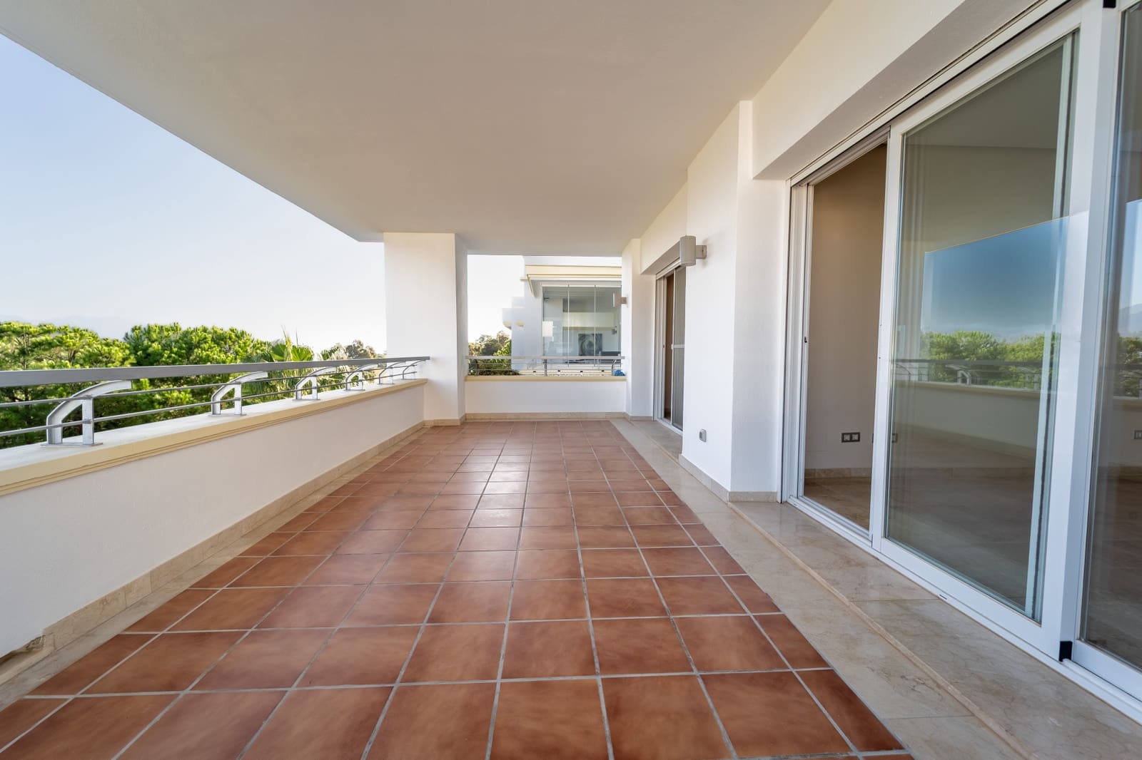 3 Zimmer Apartment zu verkaufen in Mijas Costa mit Pool Garage - 473.000 € (Ref: 9966369)