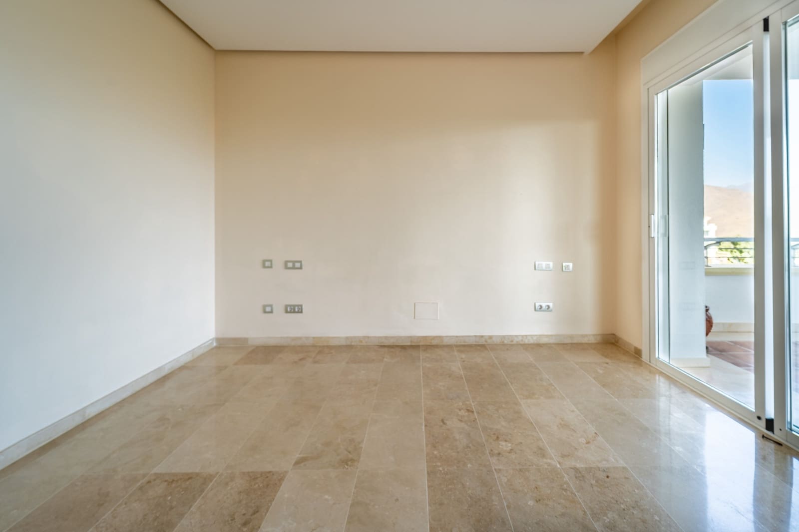 3 Zimmer Apartment zu verkaufen in Mijas Costa mit Pool Garage - 473.000 € (Ref: 9966369)