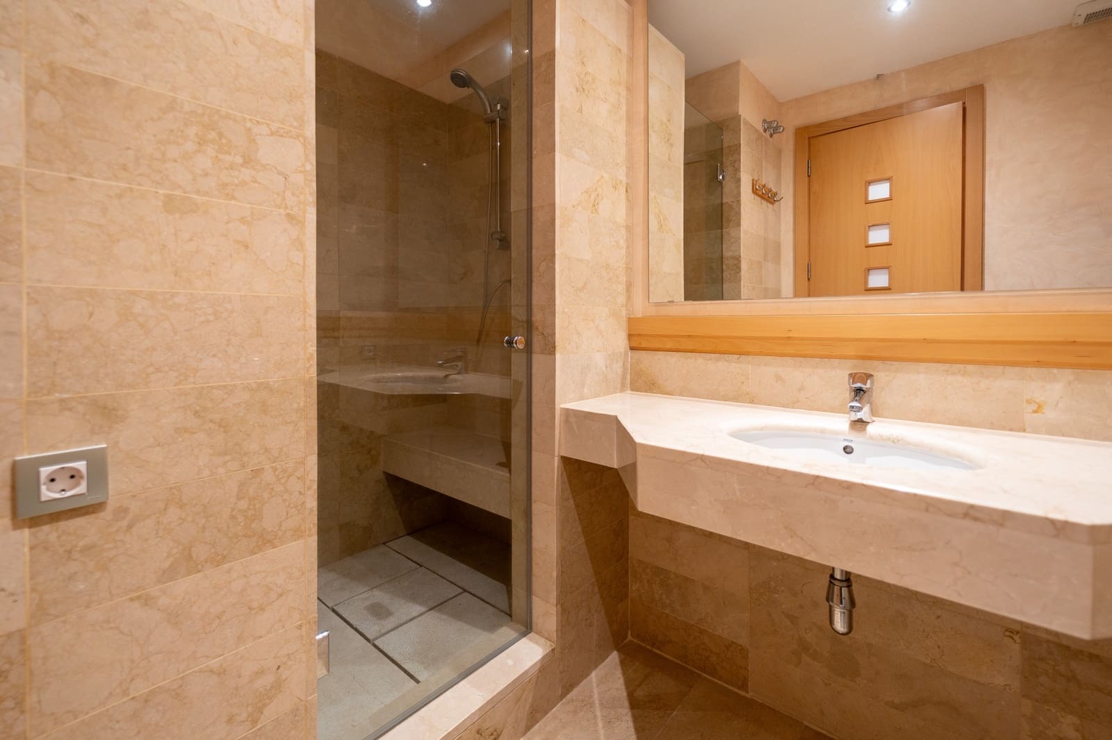 3 Zimmer Apartment zu verkaufen in Mijas Costa mit Pool Garage - 473.000 € (Ref: 9966369)
