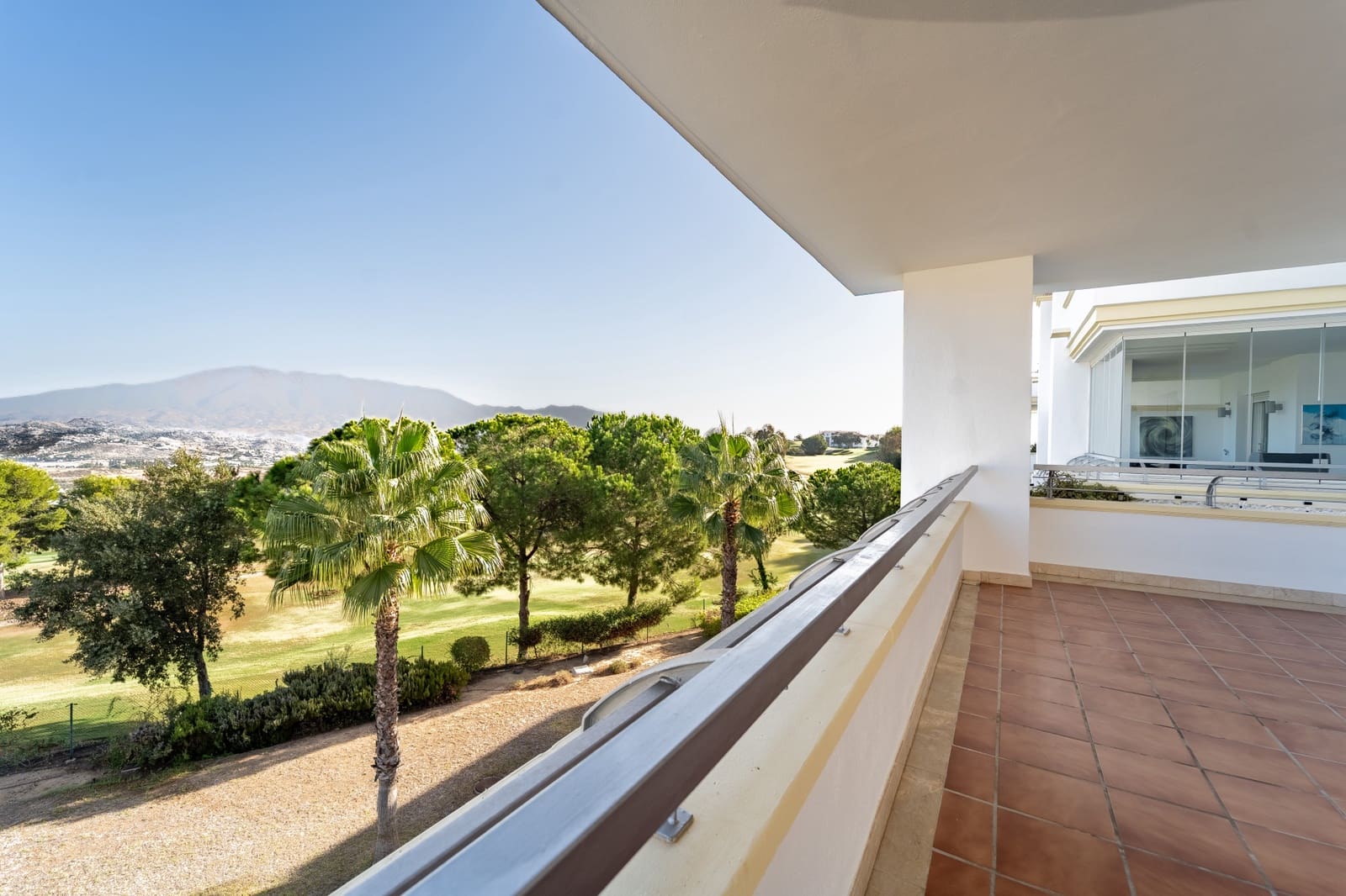 3 Zimmer Apartment zu verkaufen in Mijas Costa mit Pool Garage - 473.000 € (Ref: 9966369)