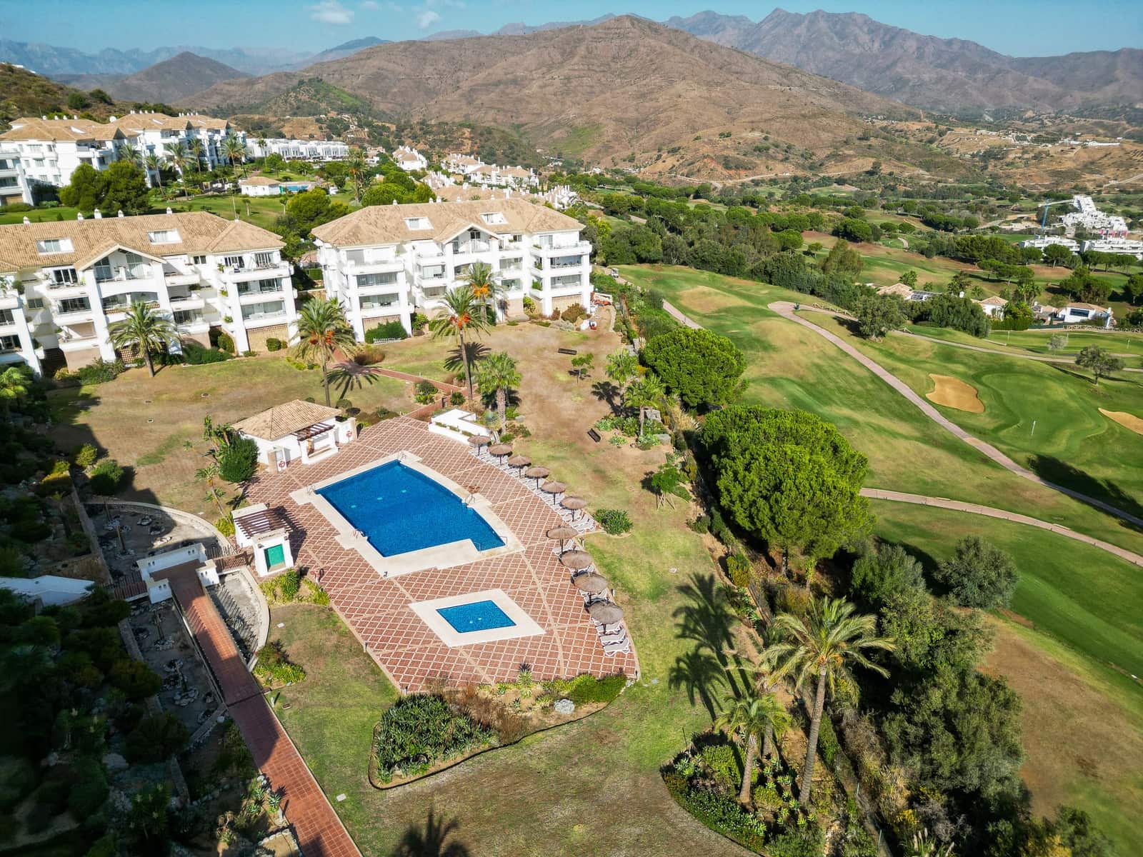 3 Zimmer Apartment zu verkaufen in Mijas Costa mit Pool Garage - 473.000 € (Ref: 9966369)
