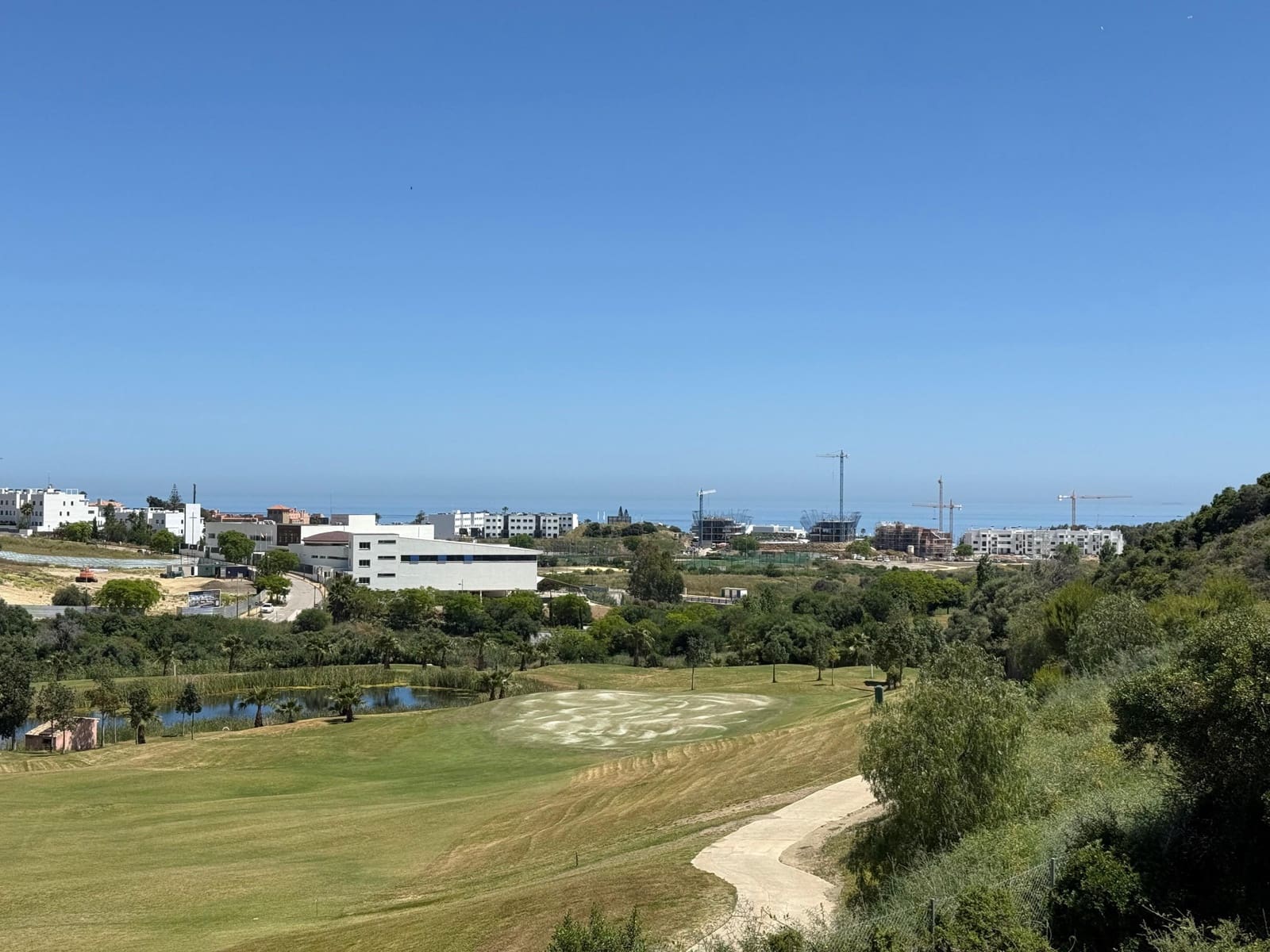 5 soverom Villa til salgs i Estepona med svømmebasseng garasje - € 1 740 000 (Ref: 9966371)