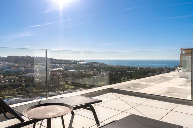 3 soveværelse Lejlighed til salg i La Cala de Mijas, Mijas med swimmingpool garage - € 695.000 (Ref: 9967568)