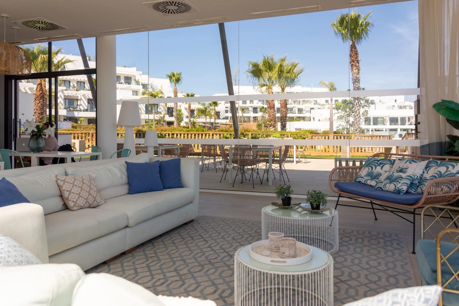 3 soveværelse Lejlighed til salg i La Cala de Mijas med swimmingpool garage - € 695.000 (Ref: 9967568)