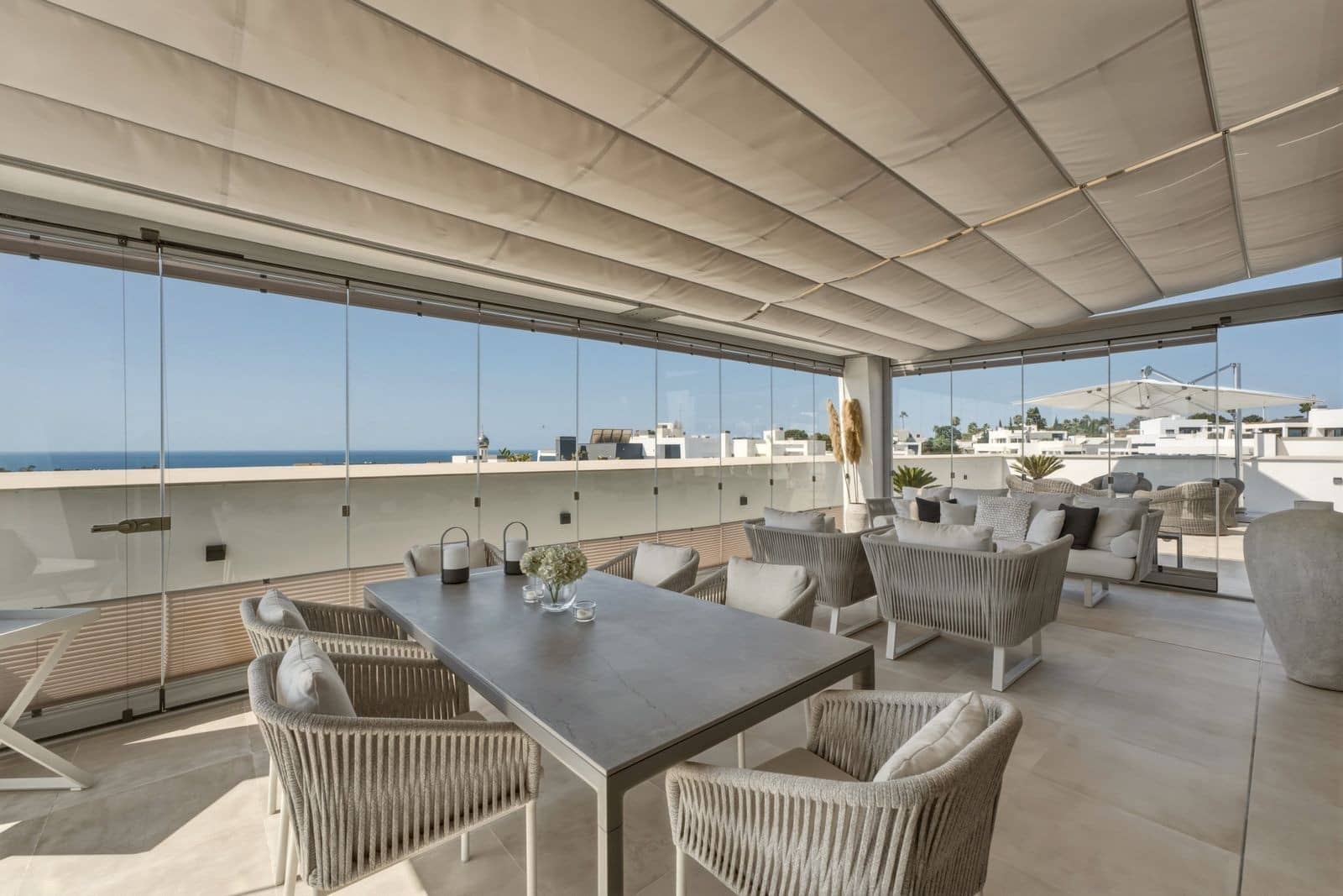 4 soveværelse Penthouse til salg i New Golden Mile med swimmingpool garage - € 995.000 (Ref: 9973041)