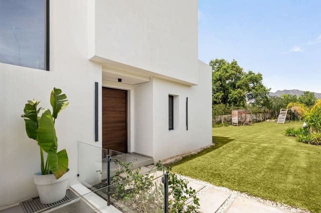5 quarto Moradia para venda em Mijas Costa, Mijas com piscina garagem - 1 795 000 € (Ref: 9973044)