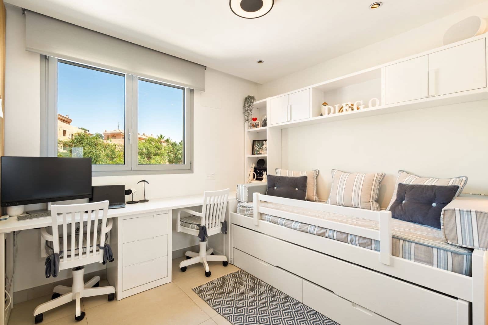 2 soverom Leilighet til salgs i La Cala de Mijas med svømmebasseng garasje - € 695 000 (Ref: 9973046)