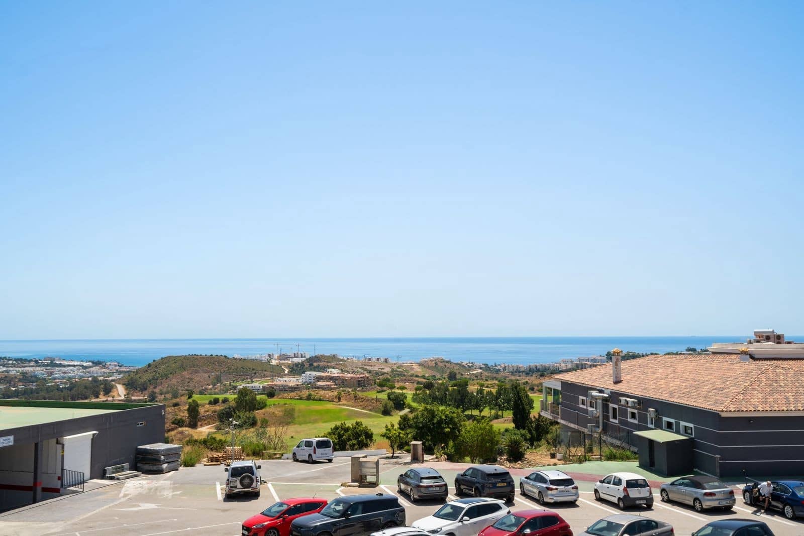 2 soverom Leilighet til salgs i La Cala de Mijas med svømmebasseng garasje - € 695 000 (Ref: 9973046)