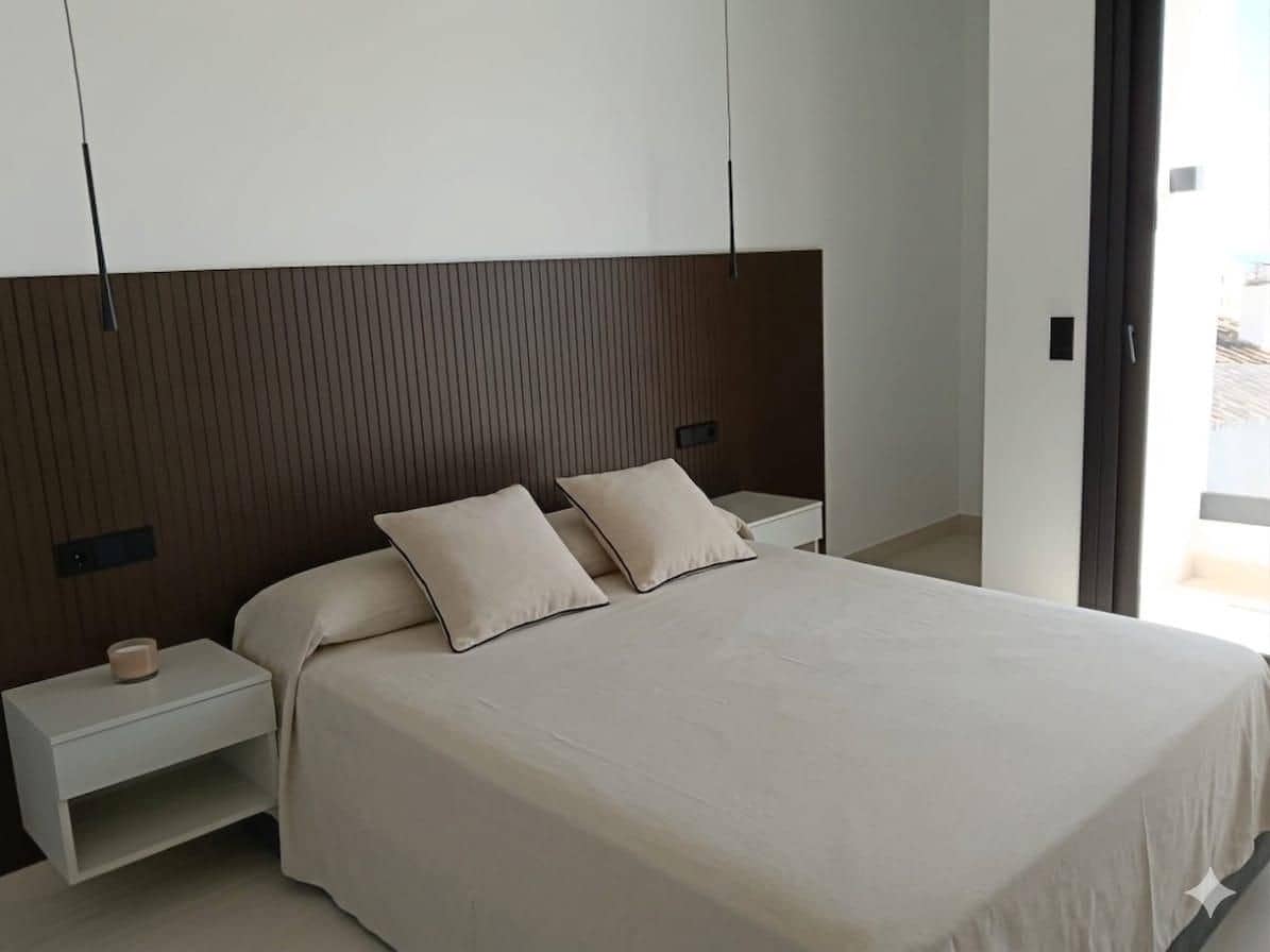 Chalet de 3 habitaciones en Riviera del Sol en venta con piscina garaje - 1.750.000 € (Ref: 9973048)