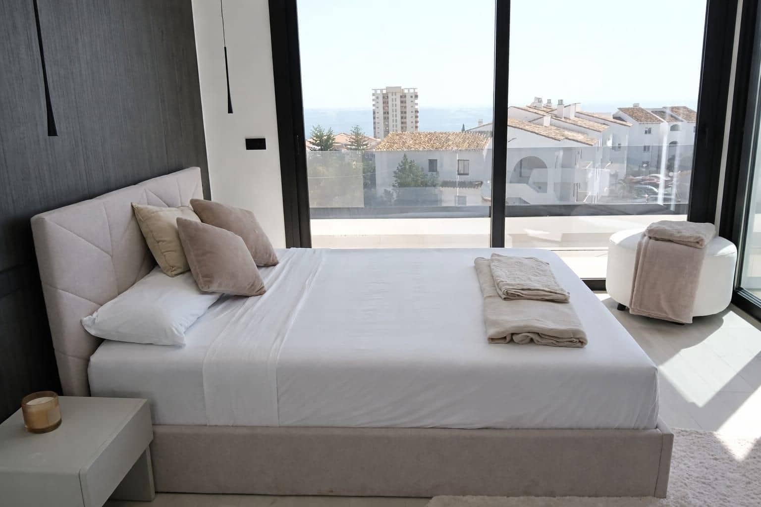 Chalet de 3 habitaciones en Riviera del Sol en venta con piscina garaje - 1.750.000 € (Ref: 9973048)