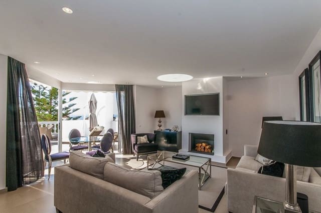 4 soveværelse Penthouse til salg i Marbella med swimmingpool garage - € 1.595.000 (Ref: 9975041)