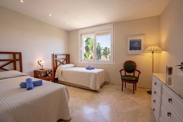 Chalet de 6 habitaciones en Riviera del Sol, Mijas en venta con piscina garaje - 1.795.000 € (Ref: 9975042)