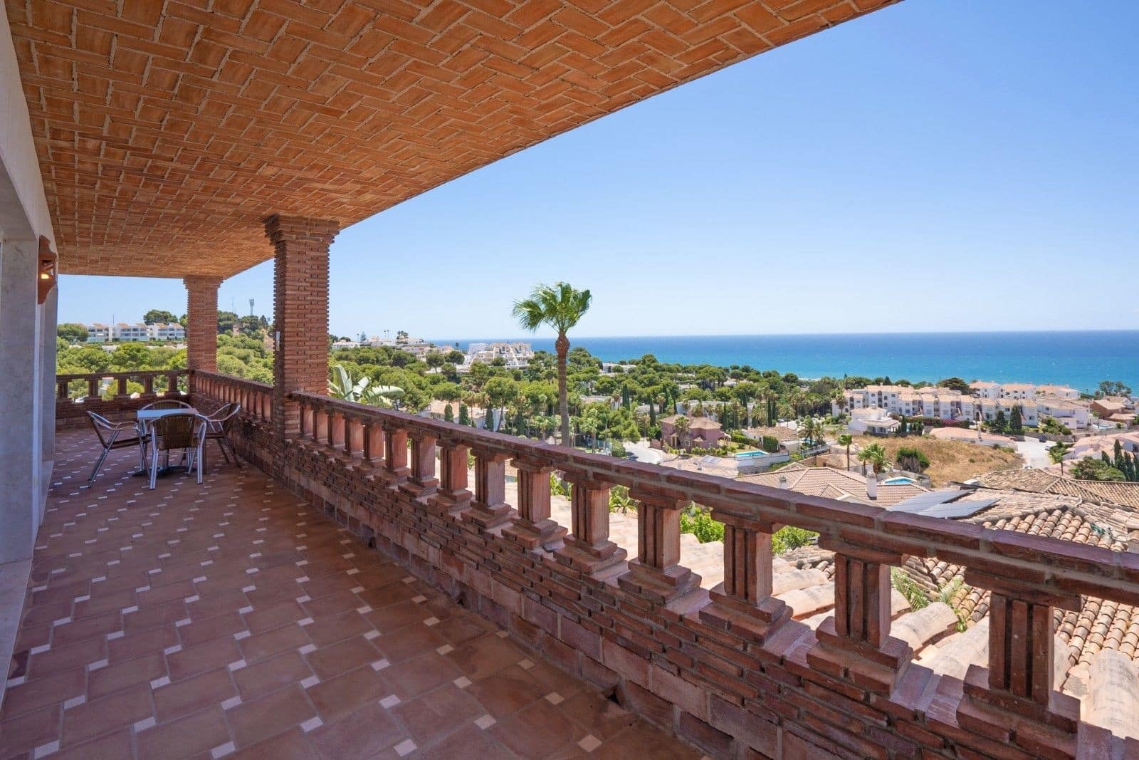 Chalet de 6 habitaciones en Riviera del Sol en venta con piscina garaje - 1.795.000 € (Ref: 9975042)