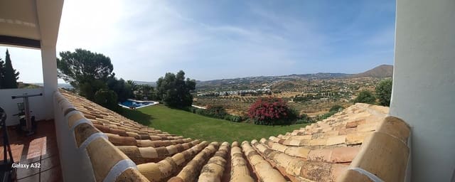 4 sypialnia Willa na sprzedaż w La Cala de Mijas, Mijas z basenem garażem - 1 650 000 € (Ref: 9975043)