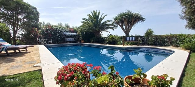 4 sypialnia Willa na sprzedaż w La Cala de Mijas, Mijas z basenem garażem - 1 650 000 € (Ref: 9975043)