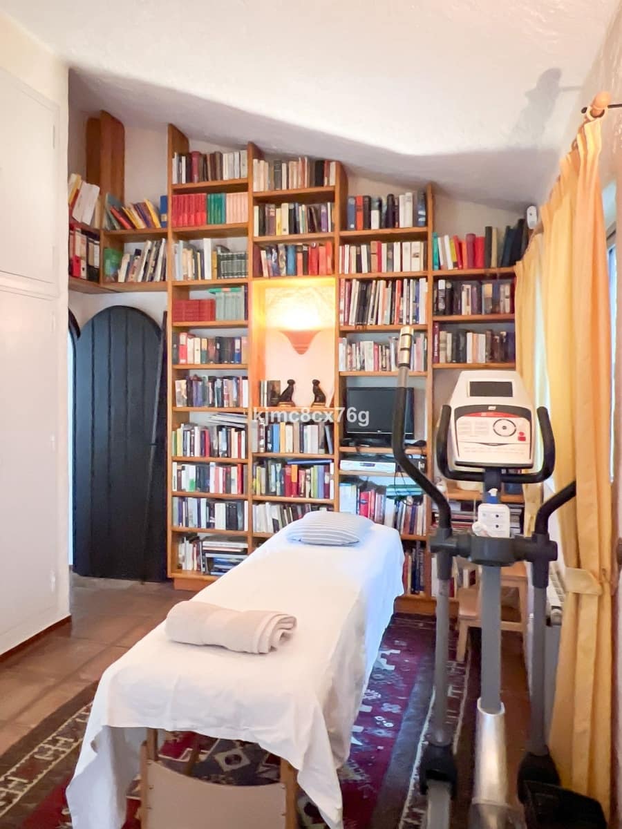 3 chambre Villa/Maison à vendre à Mijas avec piscine garage - 1 400 000 € (Ref: 9977021)