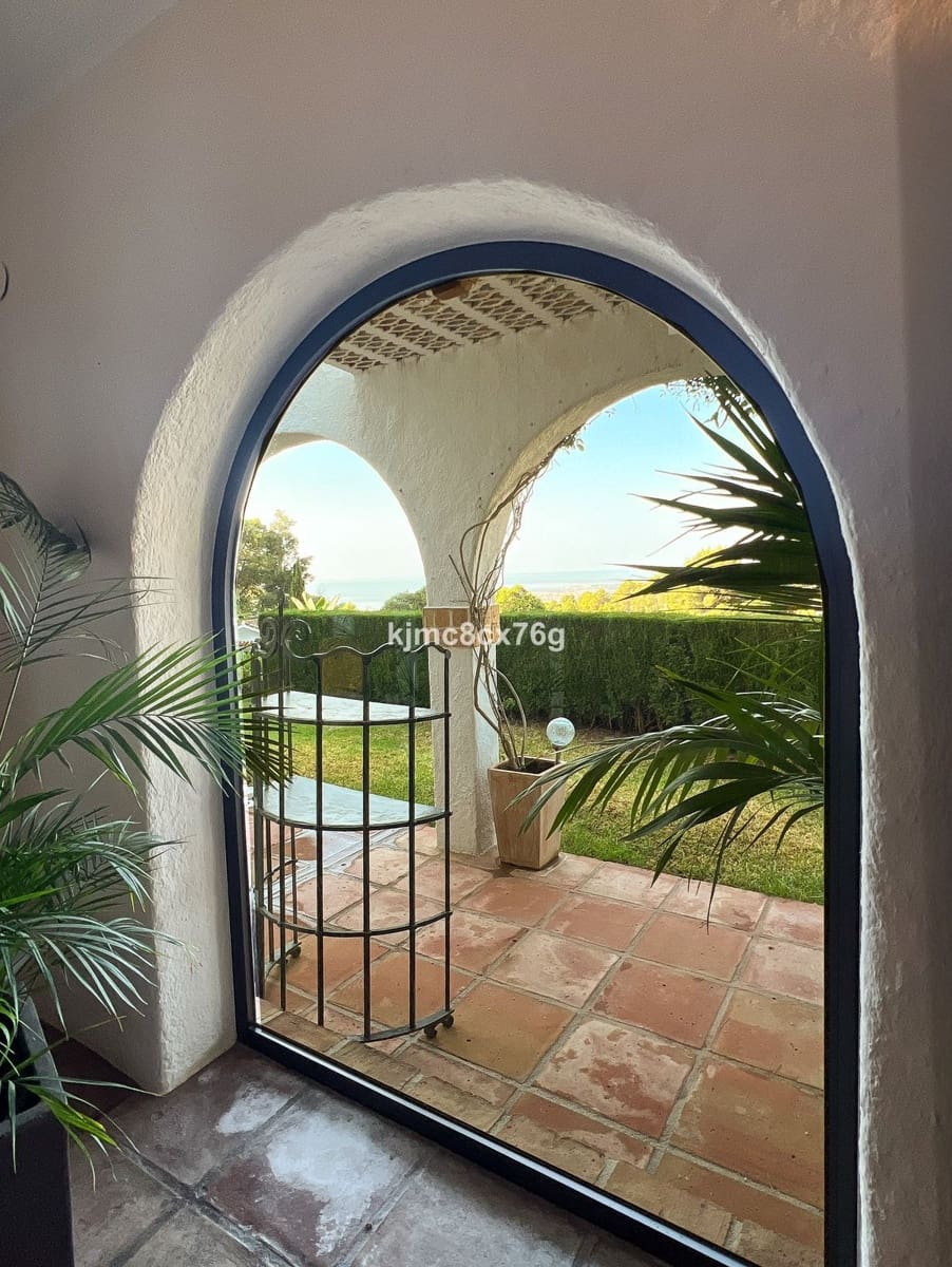 3 chambre Villa/Maison à vendre à Mijas avec piscine garage - 1 400 000 € (Ref: 9977021)
