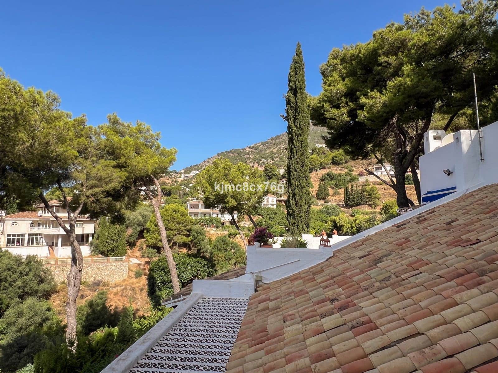 3 chambre Villa/Maison à vendre à Mijas avec piscine garage - 1 400 000 € (Ref: 9977021)